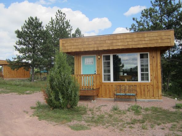 549 Cold Brook Ave, Hot Springs, SD 57747